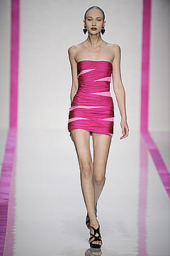 Dree Hemingway runway photo