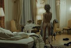 Ekaterina Vilkova shows her nude ass at Nachalnik razvedki