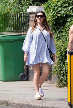 Kelly Brook out in Belsize Park