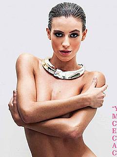 Alejandra Guilmant topless cover her tits