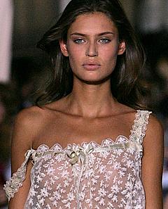 Bianca Balti see through catwalk photo