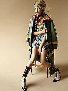 Cara Delevingne sexy legs