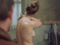 German actress Ute Lubosch topless in Glück im Hinterhaus