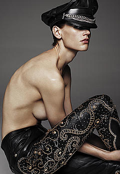 Saskia de Brauw topless