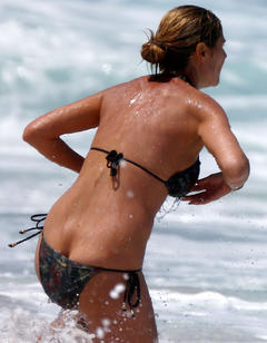 Heidi Klum ass crack