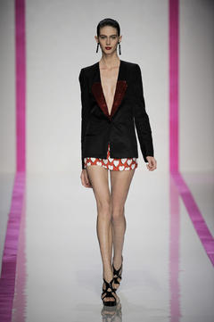 Jennifer Messelier runway photo