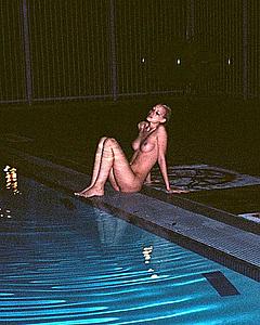 Cynda Mcelvana nude poolside