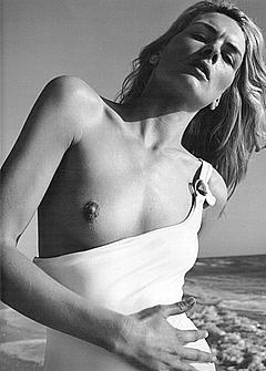 Kim Iglinsky nude tit
