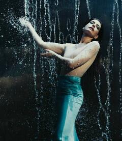 Anne Hathaway - Norman Jean Roy for Elle, USA - Summer 2026