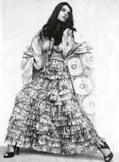 Crystal Renn flashing her nude boobs