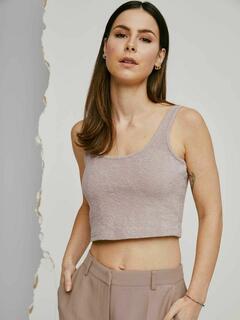Lena Meyer Landruth - A lot Less - about you Collection 2022
