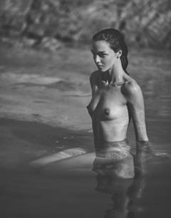 Mariacarla Boscono nude in a water black-&-white image