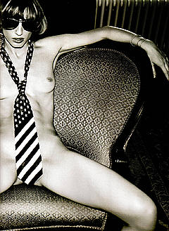 Natasa Vojnovic sitting nude