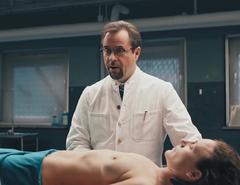 Lilia Lehner topless in Tatort Schlangengrube
