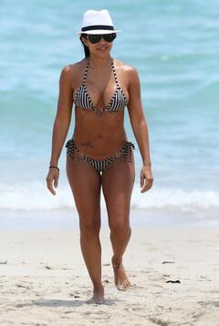 Vida Guerra  in a bikini on Miami beach