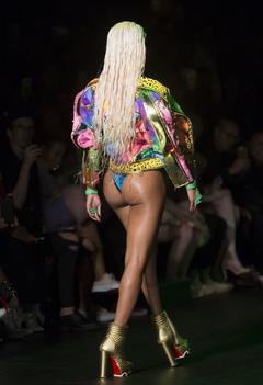 Teyana Taylor sexy runway image