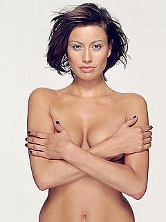 Melanie Sykes cover her nude tits
