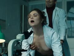 Veronika Lysakova topless at Vampiry sredney polosy