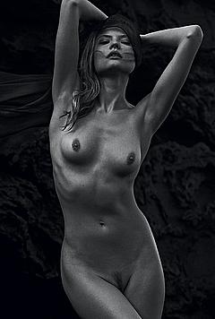 Magdalena Frackowiak full frontal nude