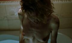 Alba Rohrwacher nude at La solitudine dei numeri primi