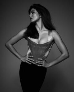 Monica Barbaro cleavage in FOXES Magazine - December 2022