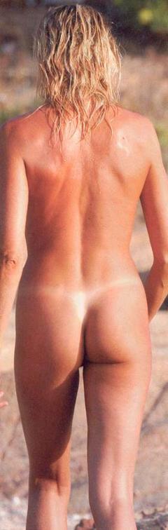 Silvia Rocca nude ass paparazzi photo