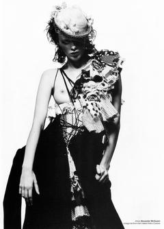 Karen Elson nude tit