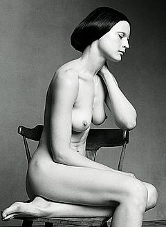 Guinevere van Seenus naked