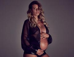 Pregnant Samantha Hoopes see through
