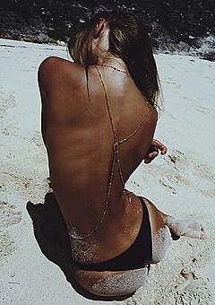 Alexis Ren topless