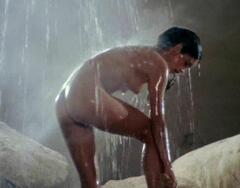 Phoebe Cates fully nude at Paradies