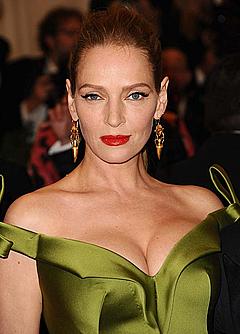 Uma Thurman cleavage