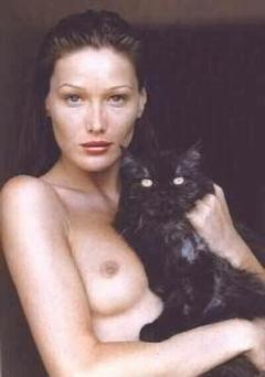 Carla Bruni topless with cat