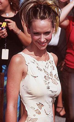 Jennifer Love Hewitt sexy in tight dress