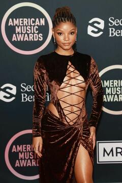 Halle Bailey sexy at 2021 American Music Awards in Los Angeles