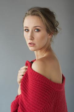 Erin Doherty for Elle Magazine 2019