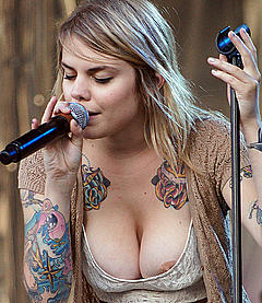 Canadian singer Beatrice Martin better known by her stage name Coer de pirate nipple slip
