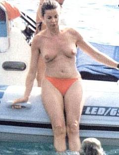 Alba Parietti topless paparazzi photo