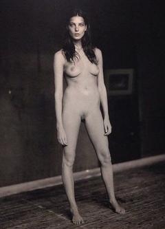 Daria Werbowy posing fully nude