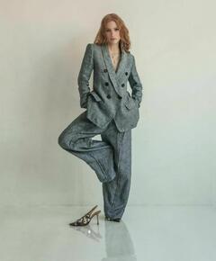 Jessica Chastain - Elle Magazine, Spain - April 2025