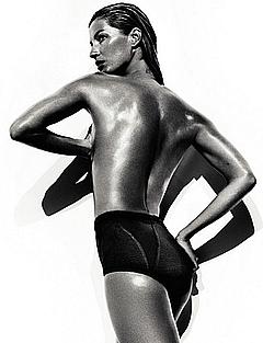 Gisele Bundchen braless