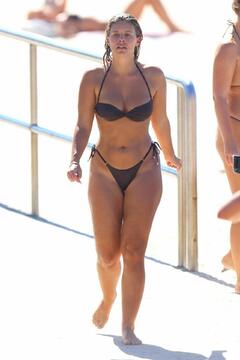 Natasha Oakley sexy in bikini at Bondi Beach in Sydney - March 2024
