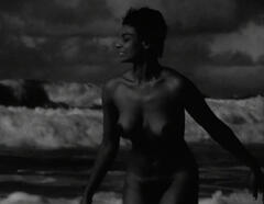 Luiza Maranhao naked at Barravento