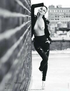 Marloes Horst topless for Elle magazine