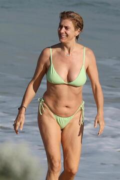 Kate Walsh hits the beach in a green bikini - October 2024