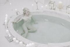 Jaime Murray naked in Jacuzzi at Defiance