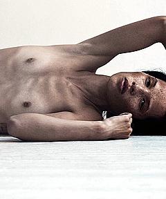 Danielle Hayes topless