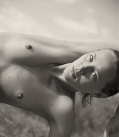 Jennifer Gilmore topless photo