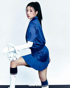 Korean singer Kwon Eunbi - Cosmopolitan - October 2024