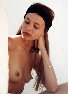 Andrea Smidt nude tits